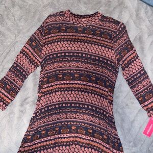 Quarter sleeve mock neck dress. Size M. New with tags!